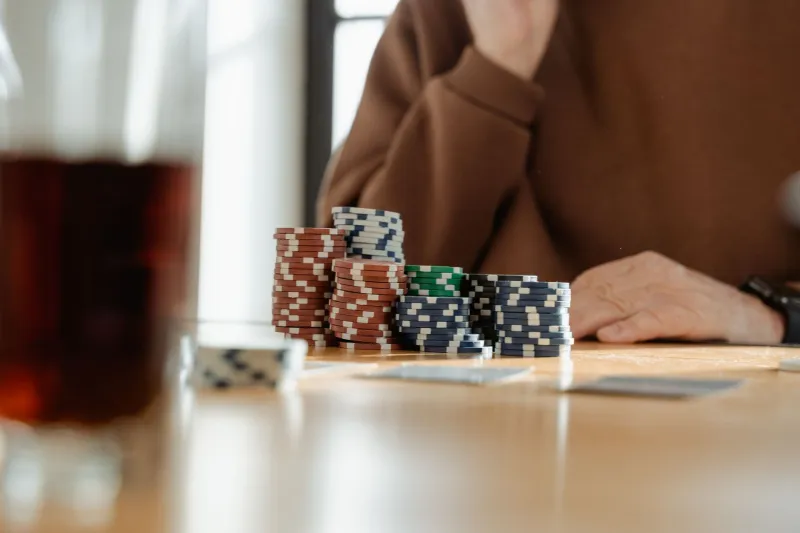 Dead Reckoning at the Tables: Why Pre-Algorithm Casino Wisdom Still Wins in the Modern Era